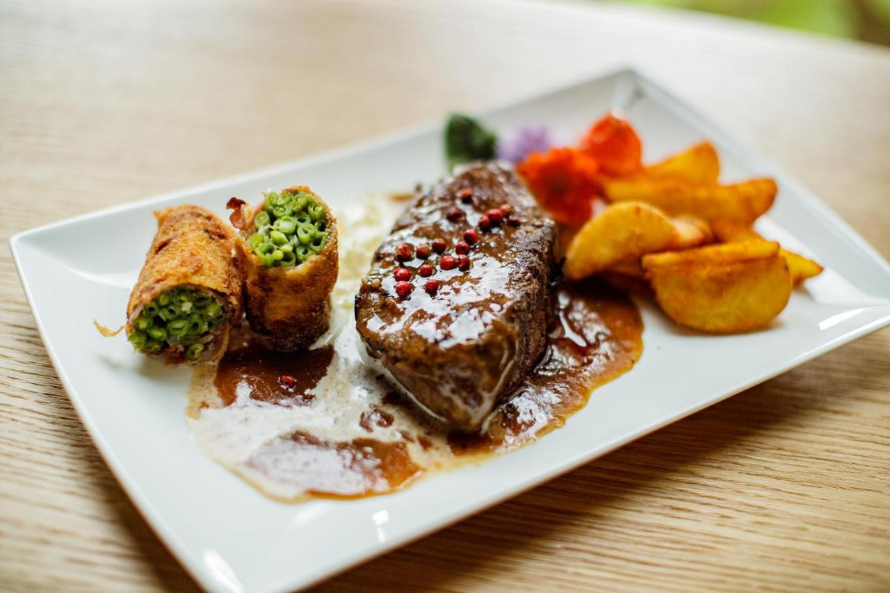 Hotel-Restaurant Allmer 바이츠 외부 사진